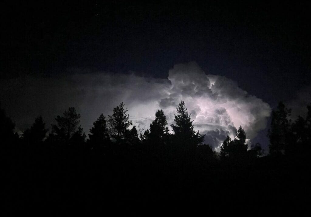 photo of a thundercloud on a dark night